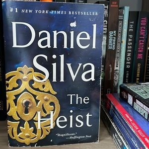 Daniel Silva, The Heist